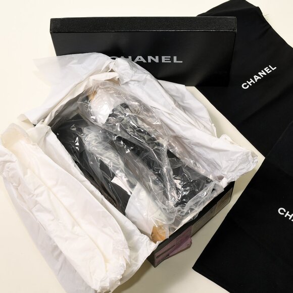 CHANEL Classic Ballerina Flats Black & Gold Cap Toe EU 40.5 / US 10.5B NIB - Picture 2 of 10
